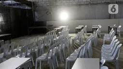 Kondisi media center dari Stadion Rizal Memorial di Manila, Filipina, Senin (25/11/2019). Meski akan digunakan untuk ajang SEA Games 2019, kondisi ruangannya sangat memprihatinkan. (Bola.com/M Iqbal Ichsan)