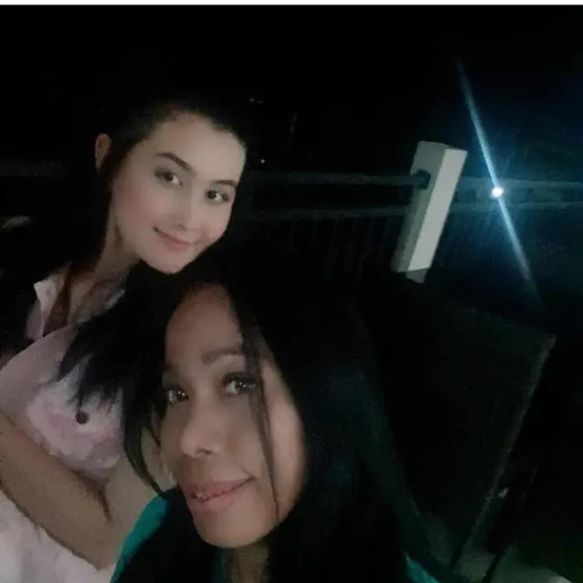 7 Potret Jadul Kebersamaan Talitha Curtis dan Ibunda, Penampilannya Curi Perhatian