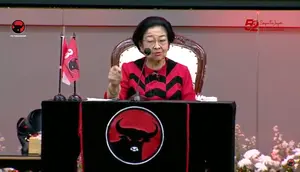 Ketum PDI Perjuangan Megawati Soekarnoputri memberikan pidato politik di acara HUT ke-52 PDIP. Dalam pidatonya, Megawati sempat menyinggung ada sosok yang ingin merebut jabatannya dari kursi Ketum PDIP. (Foto: Youtube PDI Perjuangan)