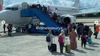 Unggahan Vanessa Surya terkait kondisi pesawat Batik Air. (dok. Instagram @vanessasurya/https://www.instagram.com/p/B_T7zbzA0DK/Dinny Mutiah)