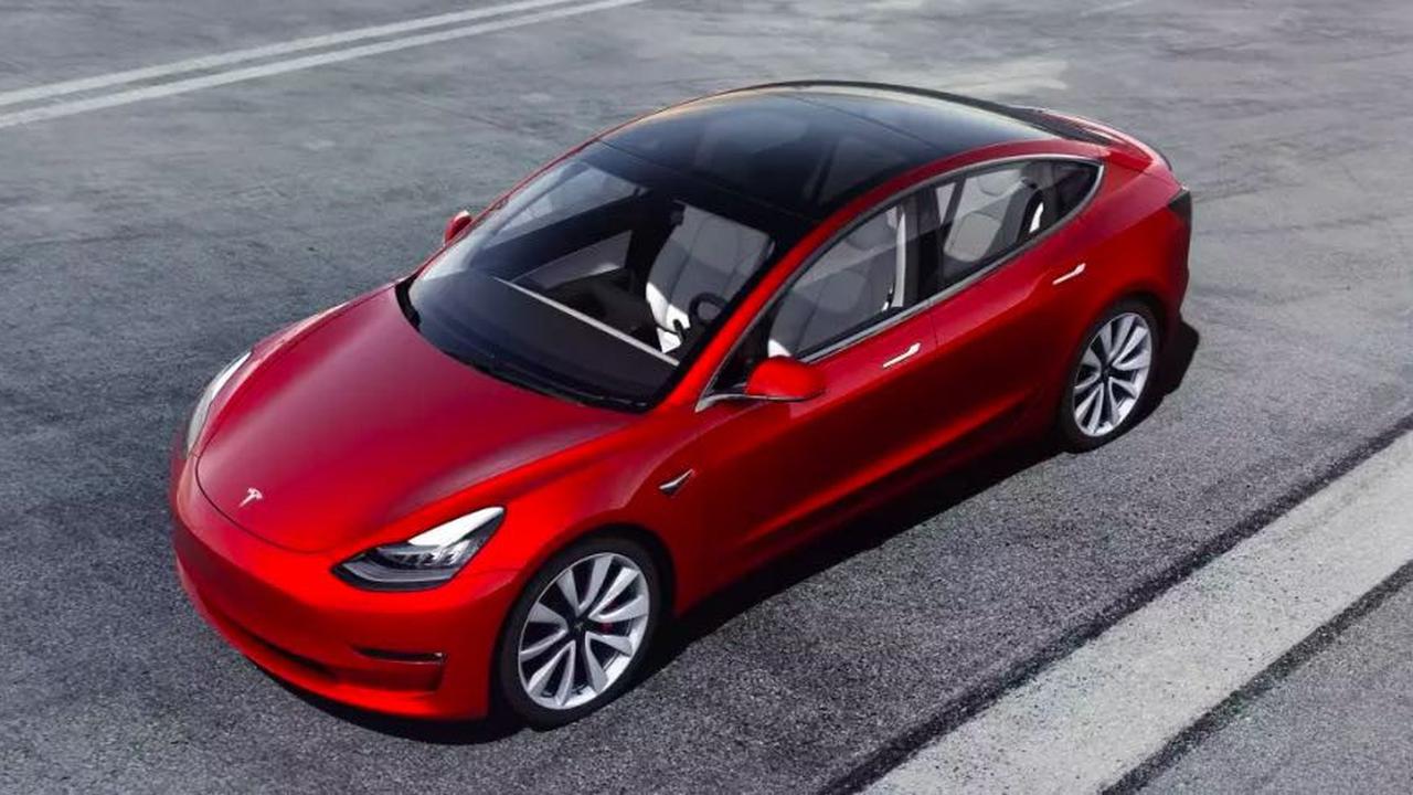 Tesla Model 3 (Topseed.com)