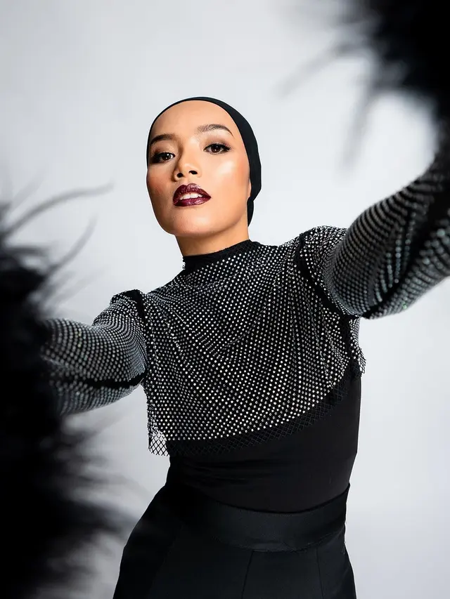 Fimela Figure: Mengubah Hobi Jadi Profesi, Cara Nayla Azmi Manfaatkan Media Sosial untuk Sukses di Dunia Fashion Content Creation