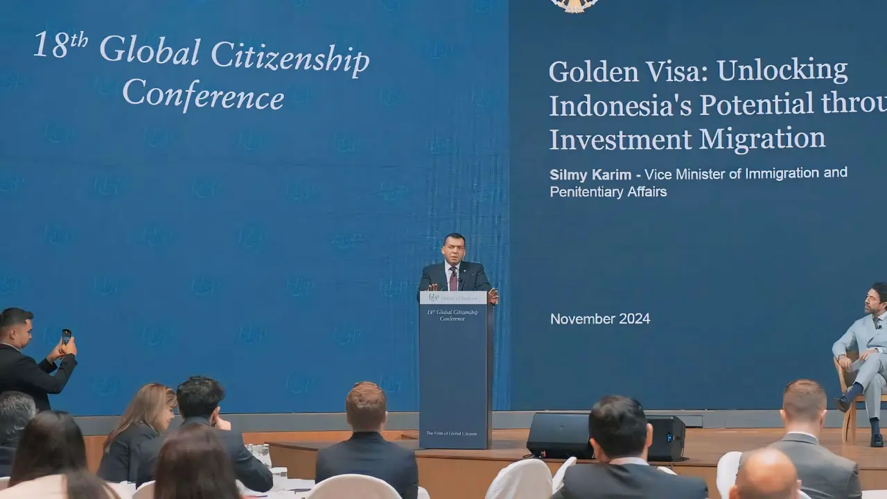 Wakil Menteri Imigrasi dan Pemasyarakatan (Wamen Imipas), Silmy Karim menyebut kebijakan Golden Visa berperan penting dalam menarik investasi asing (Dok. Humas Imigrasi).
