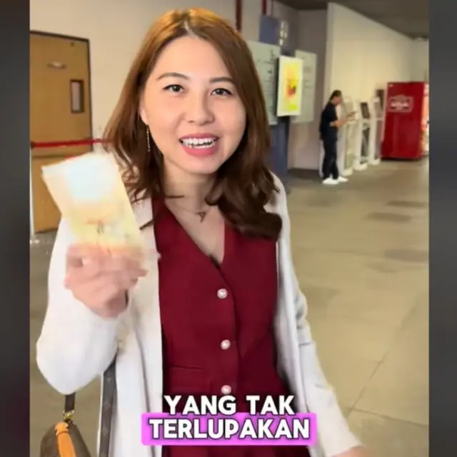 Turis Indonesia Kehilangan Ponsel di Singapura, Pelakunya Dicari Berbulan-bulan Akhirnya Diganti Uang Tunai.  foto: TikTok @yunita_awita