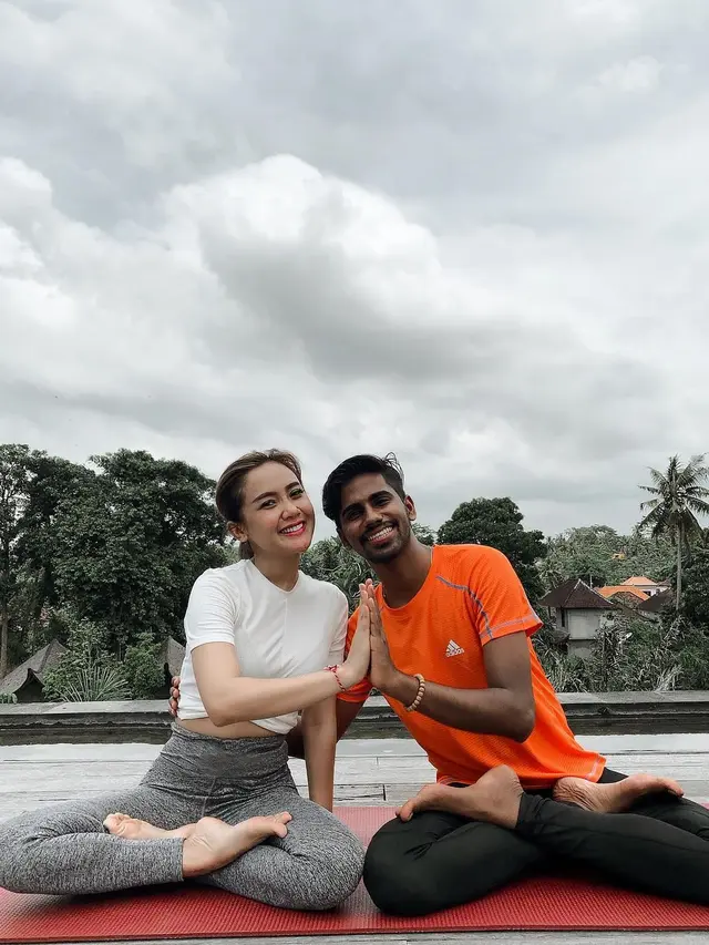 7 Potret Keseruan Cita Citata Liburan di Bali, Nikmati Sunset dan Main ATV