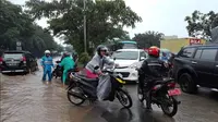 Banjir Gedebage, Bandung, Jawa Barat. (Twitter Ditlantas Polda Jawa Barat @RTMC_PoldaJabar)