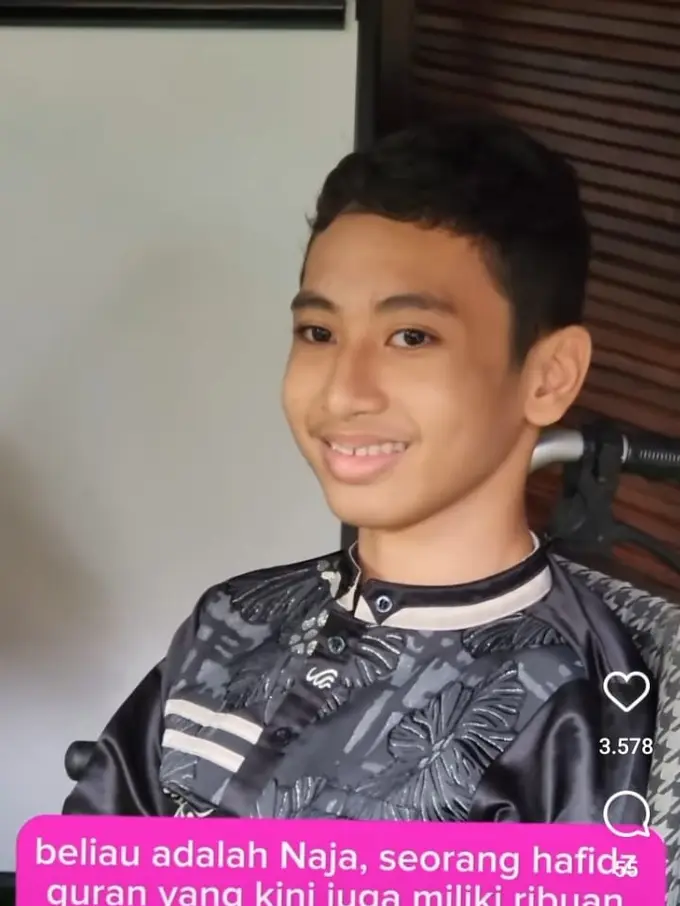 Potret pertemuan Peggy Melati Sukma, Syaikh Reza dan Naja Hafidz Quran (Sumber: Instagram/@peggymelatisukma_khadijah)