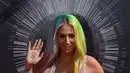 Banyak selebriti Hollywood yang membela kasus yang dialami Kesha. Taylor Swift dan Lady Gaga pun senantiasa mendukung dan memberi semangat agar Kesha dapat tegar menghadapinya. (AFP/Bintang.com)