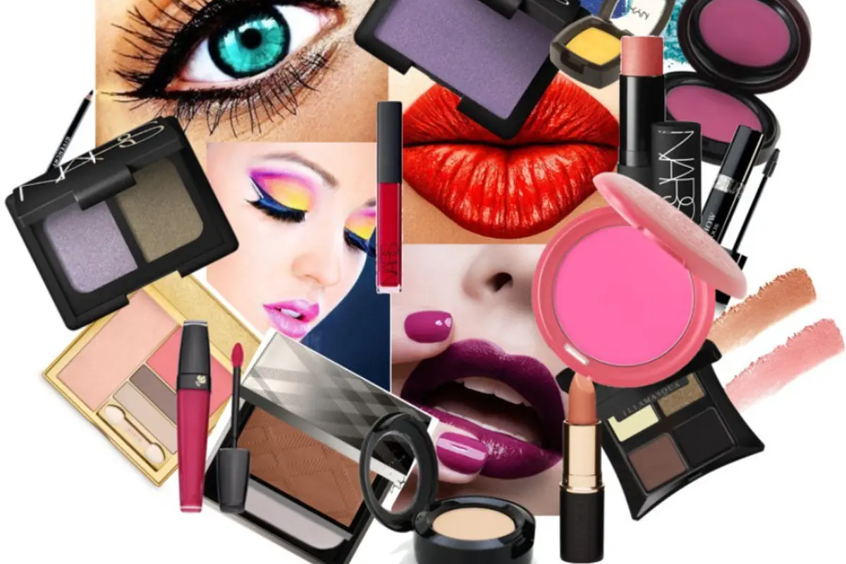 3 Makeup Ini yang Bisanya Ada di Tas Sekolah Anak SMA