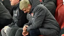 Arsene Wenger terancam dipecat setelah tak lagi mendapatkan dukungan dari petinggi Arsenal. (AFP/Glyn Kirk)