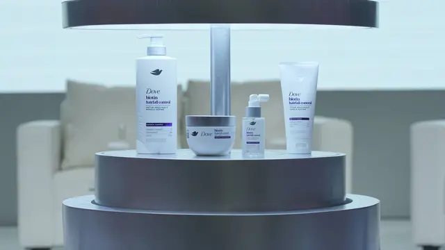 Bukan Cuma Wajah, Ternyata Skincare Juga Bisa Atasi Masalah Rambut Rontok