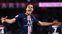 6. Edinson Cavani (48 gol penalti) - Cavani merupakan raja gol sepanjang masa di PSG dengan koleksi 200 gol. Pemain asal Uruguay ini memiliki catatan 48 gol lewat tendangan penalti. (AFP/Franck Fife)