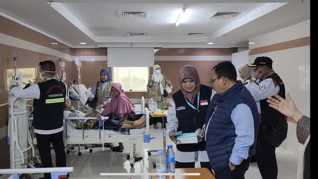 Tim Pengawas DPR melakukan kunjungan ke fasilitas kesehatan jemaah haji Indonesia di Makkah, Arab Saudi.