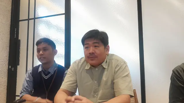 Dokter Phedy dari Eka Hospital BSD menerangkan tentang penyebab skoliosis de novo.