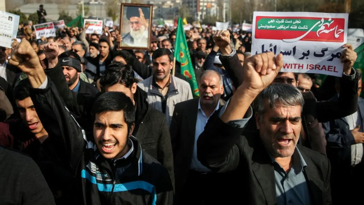 Demonstrasi di Iran (AFP)