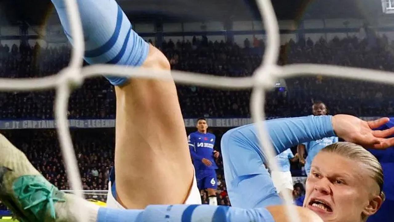 Sementara gol City berhasil dipersembahkan oleh Erling Haaland (brace), Manuel Akanji, dan Rodri.