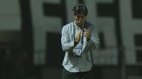Pelatih Persija Jakarta, Stefano Cugurra Teco, saat melawan Persipura Jayapura pada laga Liga 1 di Stadion Pakansari, Bogor, Jumat (25/5/2018). (Bola.com/M Iqbal Ichsan)