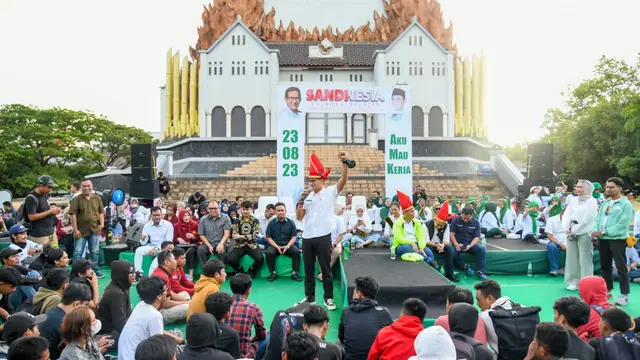 Sandiaga Uno saat menghadiri Forum Group Discussion (FGD) yang digagas oleh Sandinesia Sulawesi Selatan pada Rabu (23/8/2023).