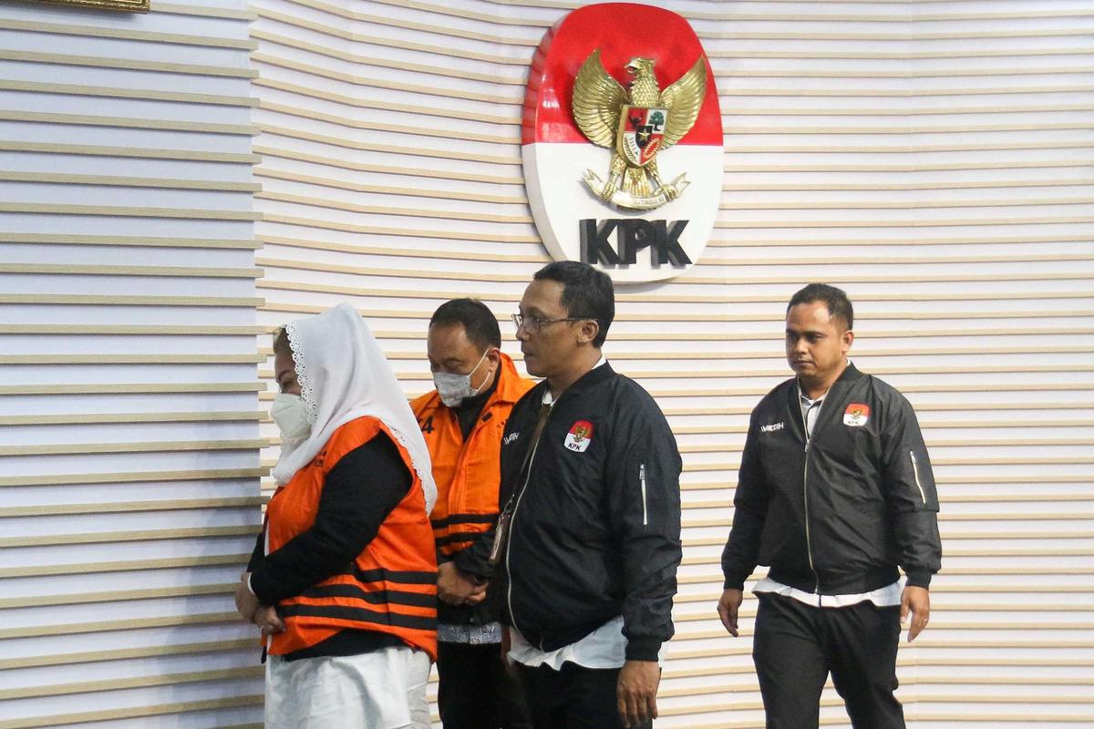 Wali Kota Semarang Mbak Ita dan suami ditahan KPK
