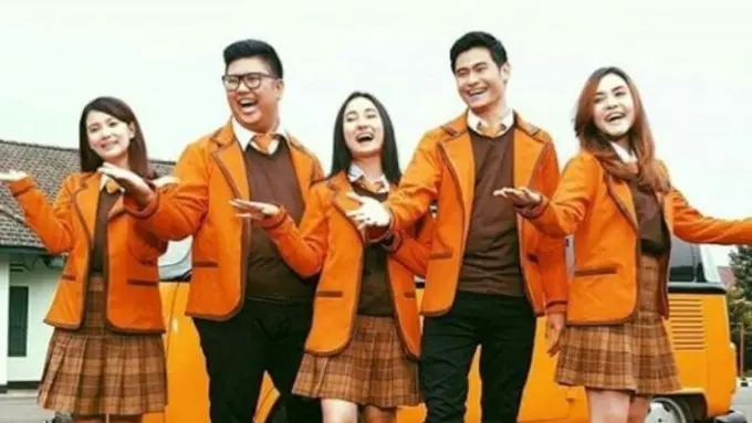 [Bintang] Buat Aku Merinding