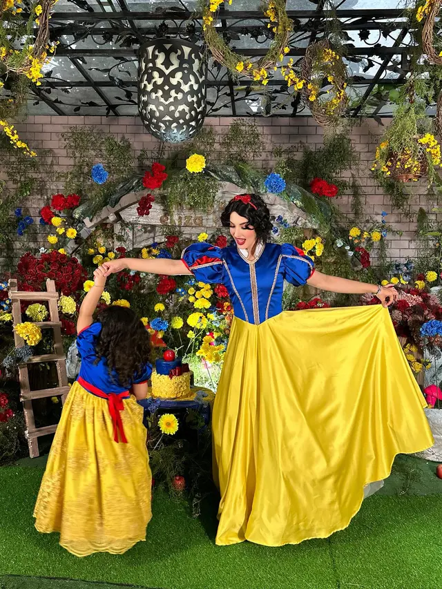 Potret Tasya Farasya Pemotretan Bareng Anak, Jadi Snow White