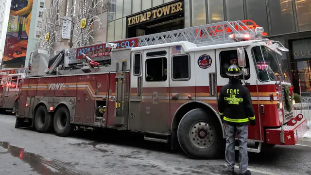 Gedung Trump Tower Kebakaran