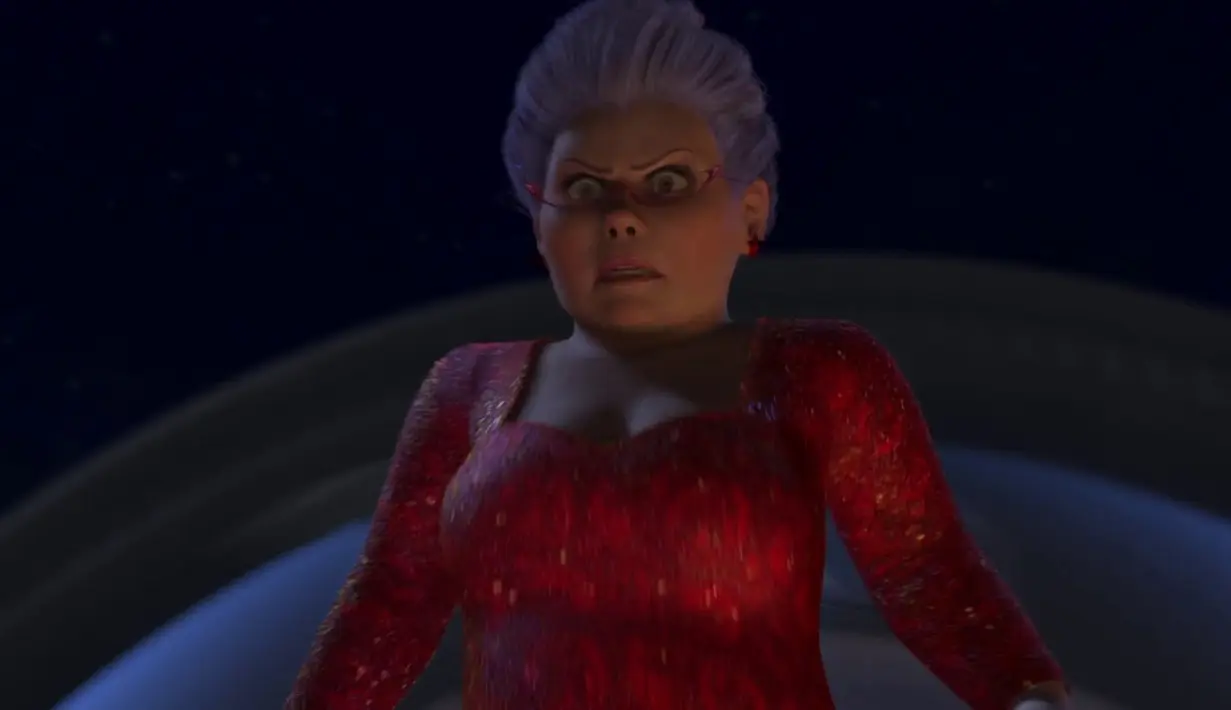 Eits, tapi yang dimaksud bukan Shreknya loh ya! Kamu inget tokoh ibu peri yang ada di film itu kan? (YouTube)