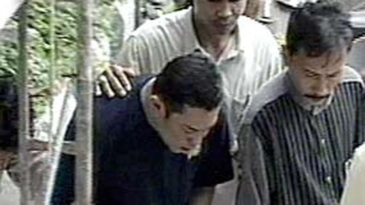 120205cAdiguna.jpg