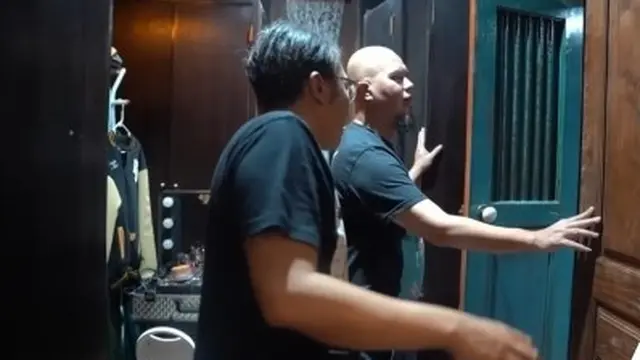 Kamar pribadi Ahmad Dhani (YouTube/Ari Lasso TV)