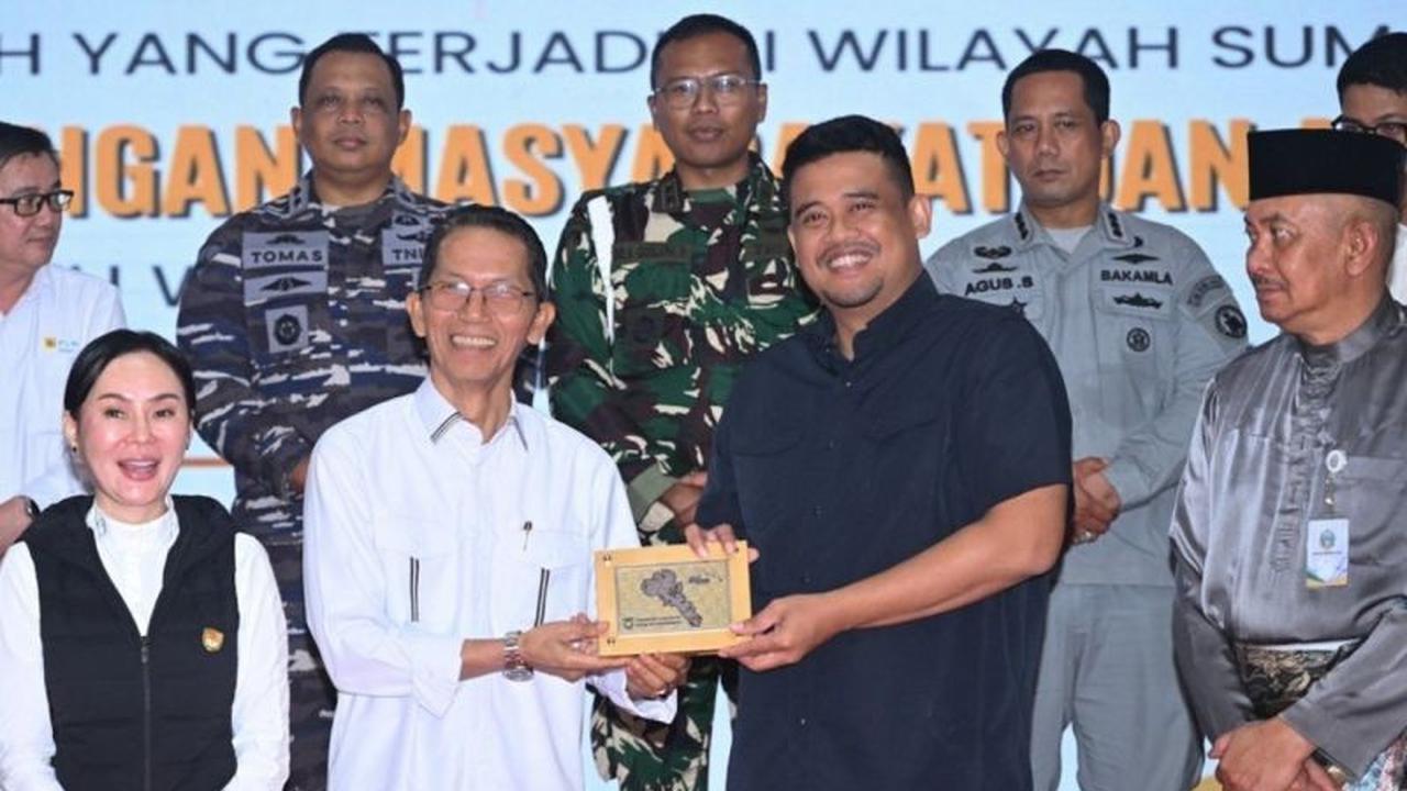 Gubernur Sumut Terima Donasi Bencana Sumut Rp4,7 Miliar dari Pemkot Batam
