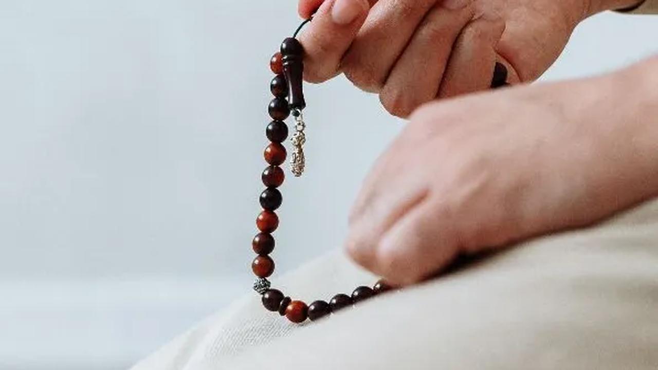 Bacaan Istighfar dan Keutamaannya, Perlu Diamalkan