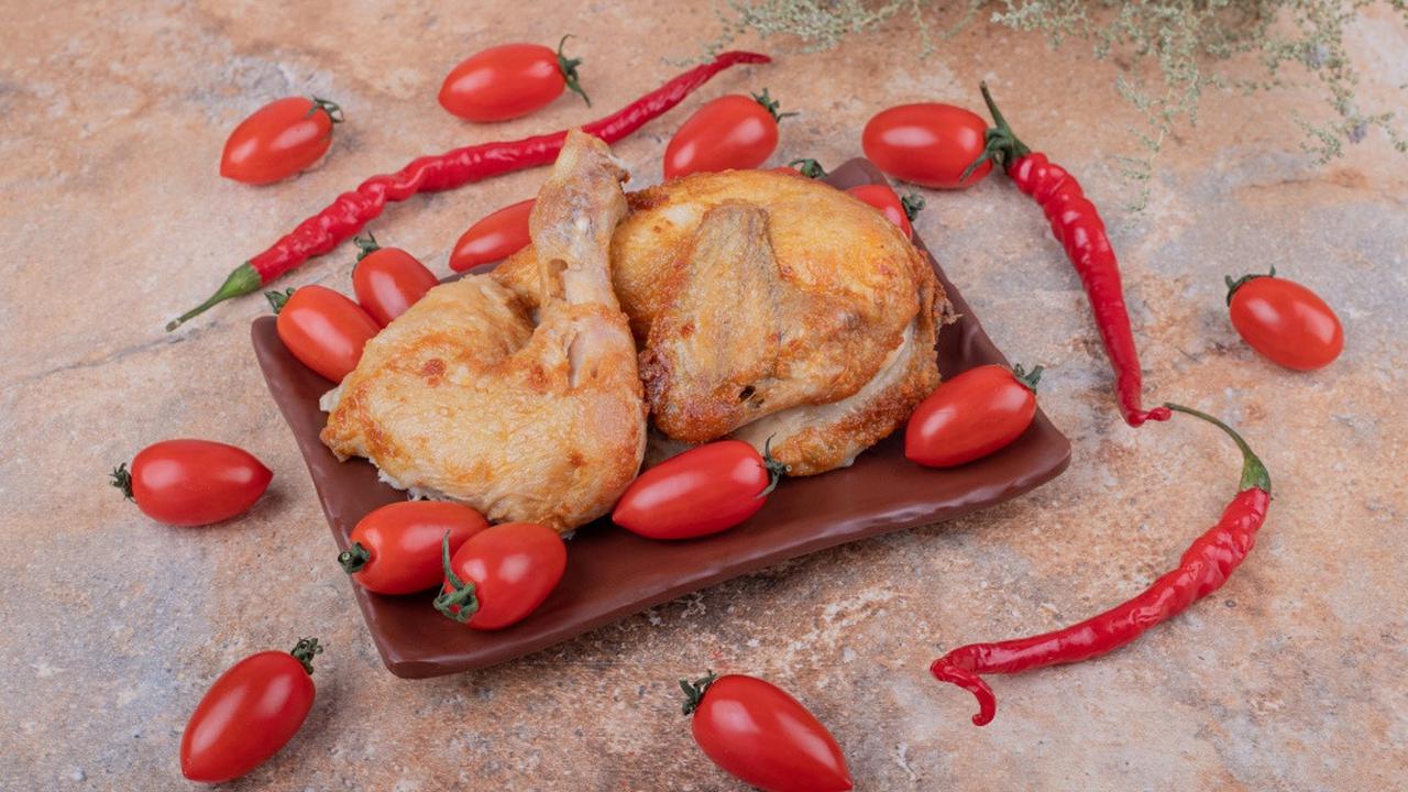 Cara Bikin Ayam Geprek yang Bumbunya Nempel Banget, Pedas dan Gurih Meresap Jadi Satu