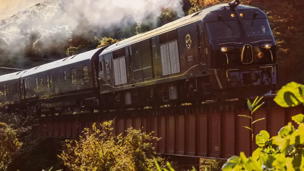 Kereta Sleeper bikin liburan semakin menyenangkan. [@sevenstars_in_kyushu_official]