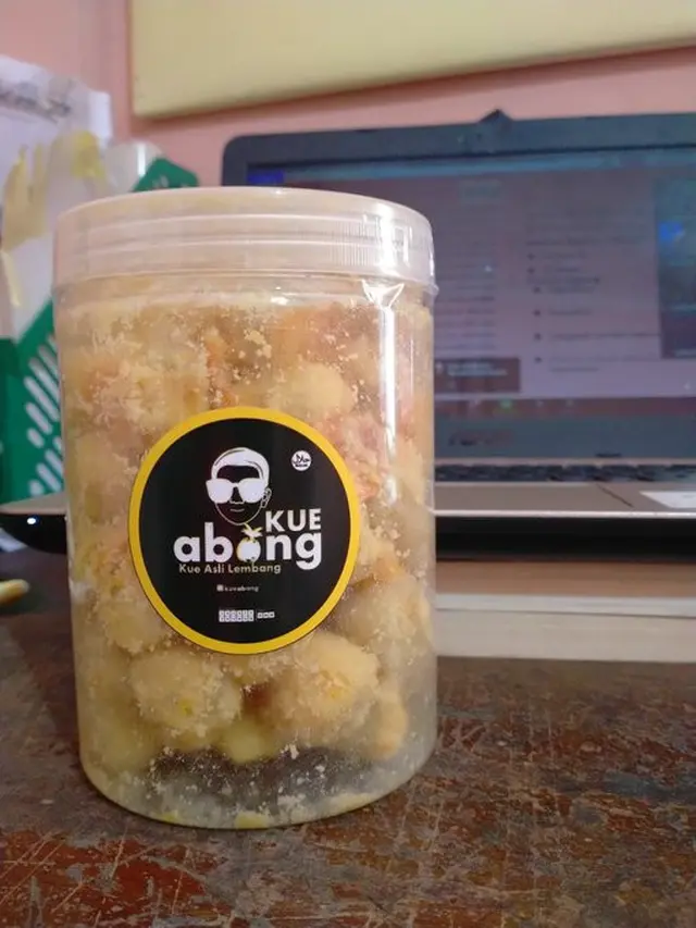 6 Potret Kue Kering Hancur Efek Pengiriman Jauh Ini Bikin Kecewa