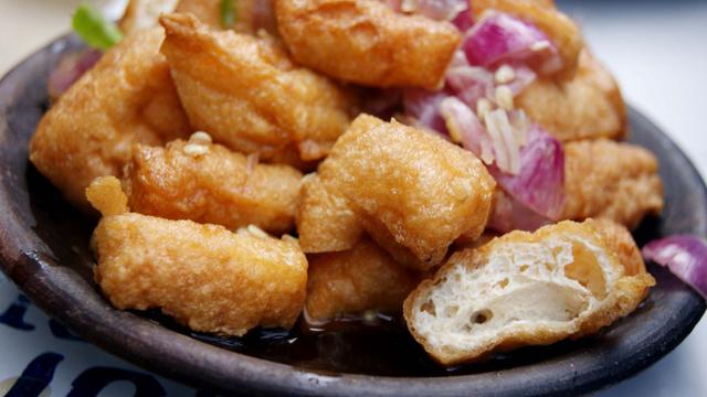 7 Cara Membuat Tahu Gejrot Khas Cirebon di Rumah, Lezat dan Gurih