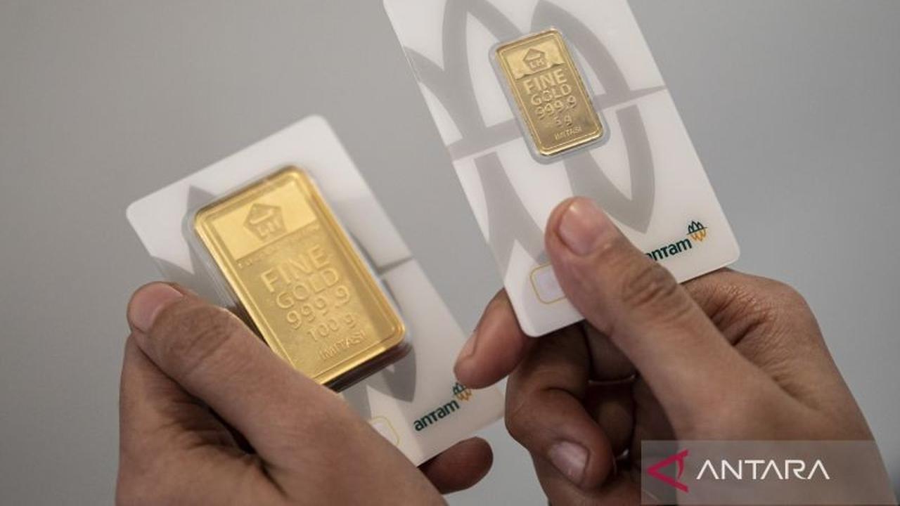 Harga Emas Pegadaian Hari Ini: Antam dan Galeri24 Turun, UBS Justru Naik! Siapa Paling Menguntungkan?