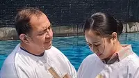 Setelah dibaptis, Denise Chariesta ditanya rencana berumah tangga di masa mendatang. Ia mengaku ogah nikah karena peristiwa menyakitkan di masa lalu. (Foto: Dok. YouTube Intens Investigasi)