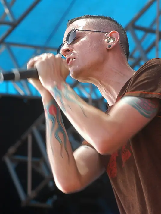 Konser digelar di Pantai Carnaval Ancol itu berlangsung sukses. Konser pertama sukses, Linkin Park kembali menggebrak Jakarta pada tahun 2011. Konser keduanya kali ini di gelar di Gelora Bung Karno Senayan, Rabu (21/09) malam. (Bambang E. Ros/Bintang.com)