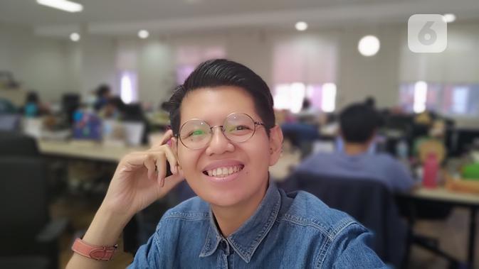 Hasil kamera selfie potrait mode ROG Phone 2. (Liputan6.com/ Yuslianson)