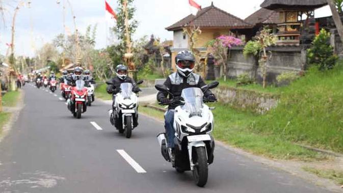 Mencoba Honda ADV150 di Pulau Dewata dalam World Premiere Riding Experience Honda ADV150 (AHM).