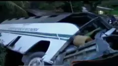 Akibat kecelakaan ini seorang sopir dan mahasiswi tewas, hingga polisi membekuk tersangka dugaan pembunuhan bocah SD di Cibinong, Bogor.