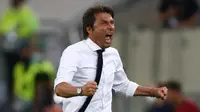 Diejek Pakai Rambut Palsu, Antonio Conte Ajak Ever Banega Berantem Usai Final Liga Europa