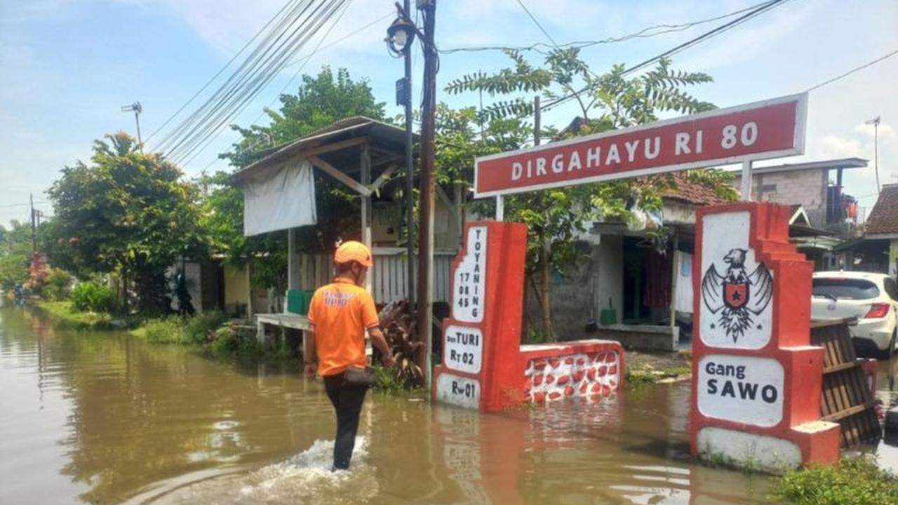 Ribuan Rumah Masih Terendam Banjir Pasuruan di Dua Kecamatan