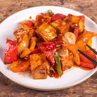 Tofu saus asam manis untuk ide makanan utama/copyridght shutterstock/Ostranitsa Stanislav