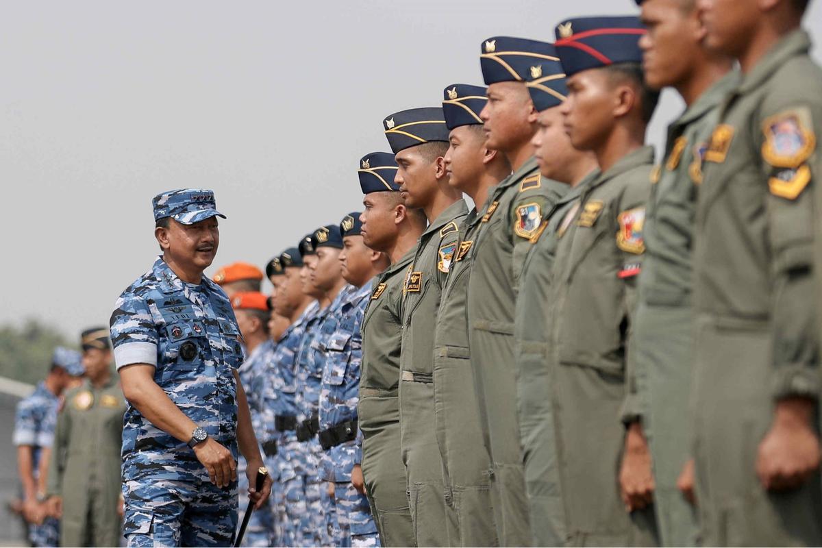 Jet tempur hingga helikopter dengan senapan mesin disiapkan TNI AU untuk amankan pelantikan Prabowo