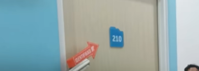 Kamar hotel tempat ditemukannya jenazah Dosen Untag Semarang. (SCTV)