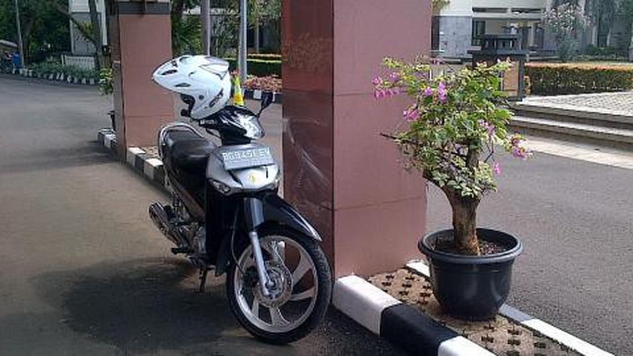 One Day No Car, Wali Kota Depok naik motor ke kantor