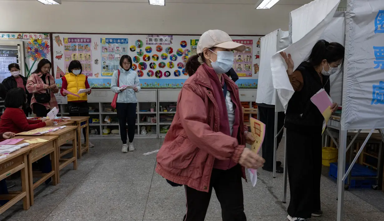 Pemilu di Taiwan berlangsung di tengah ancaman dari Tiongkok. (Alastair PIKE/AFP)
