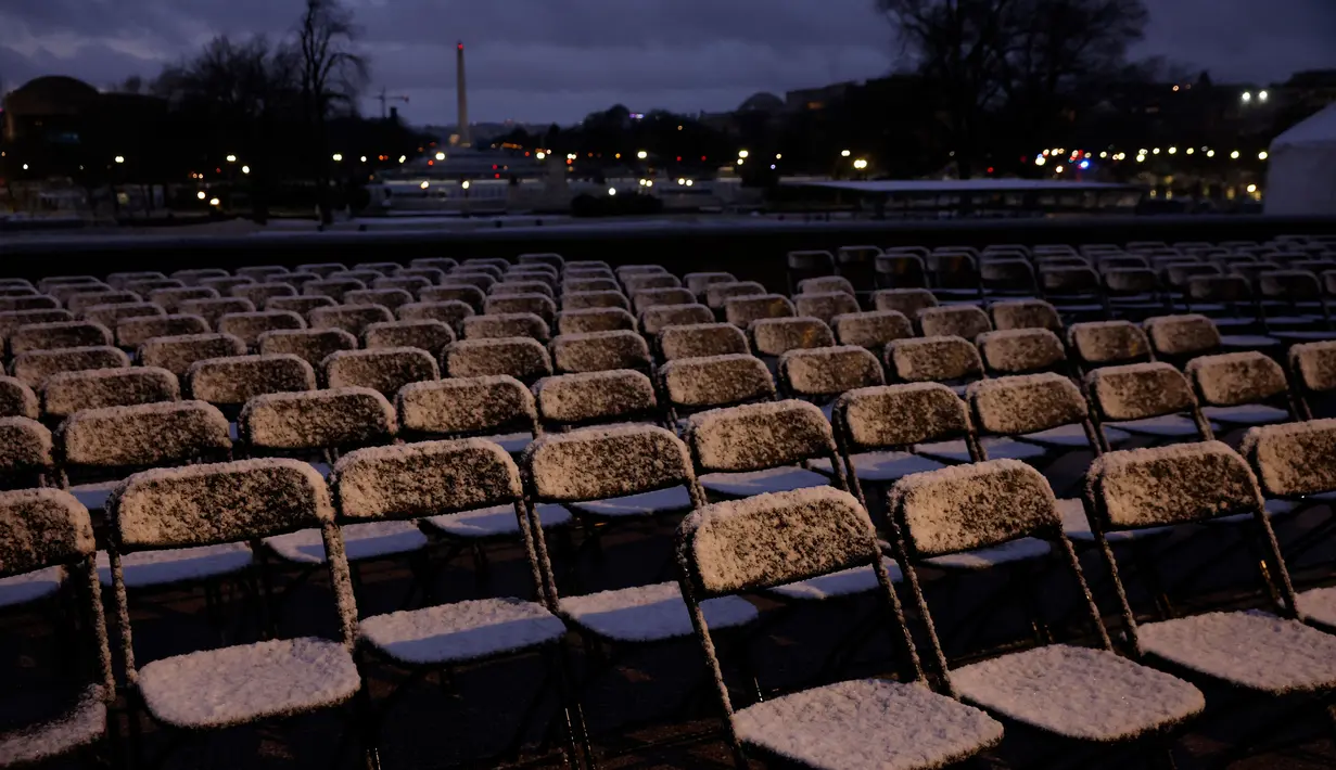 Pelantikan Donald Trump sebagai Presiden Amerika Serikat ke-47 diperkirakan akan berlangsung dalam suhu udara terdingin dalam 40 tahun. (Kevin Dietsch/GETTY IMAGES NORTH AMERICA/Getty Images via AFP)