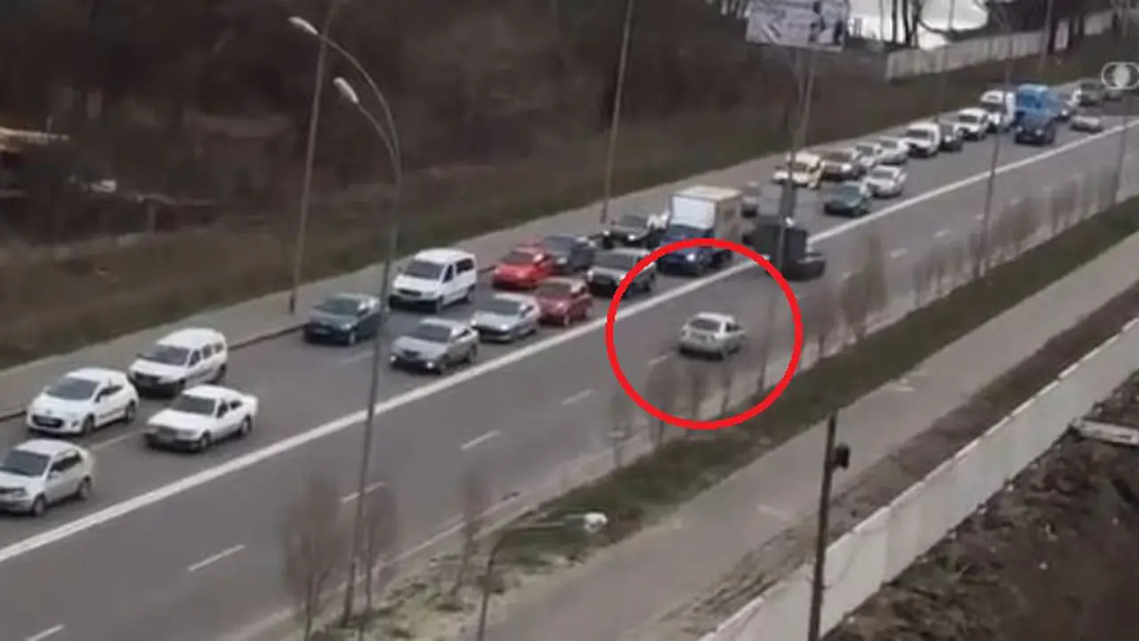 Ini Cara Paling Greget Menghindari Macet Tanpa Harus Lawan Arus!